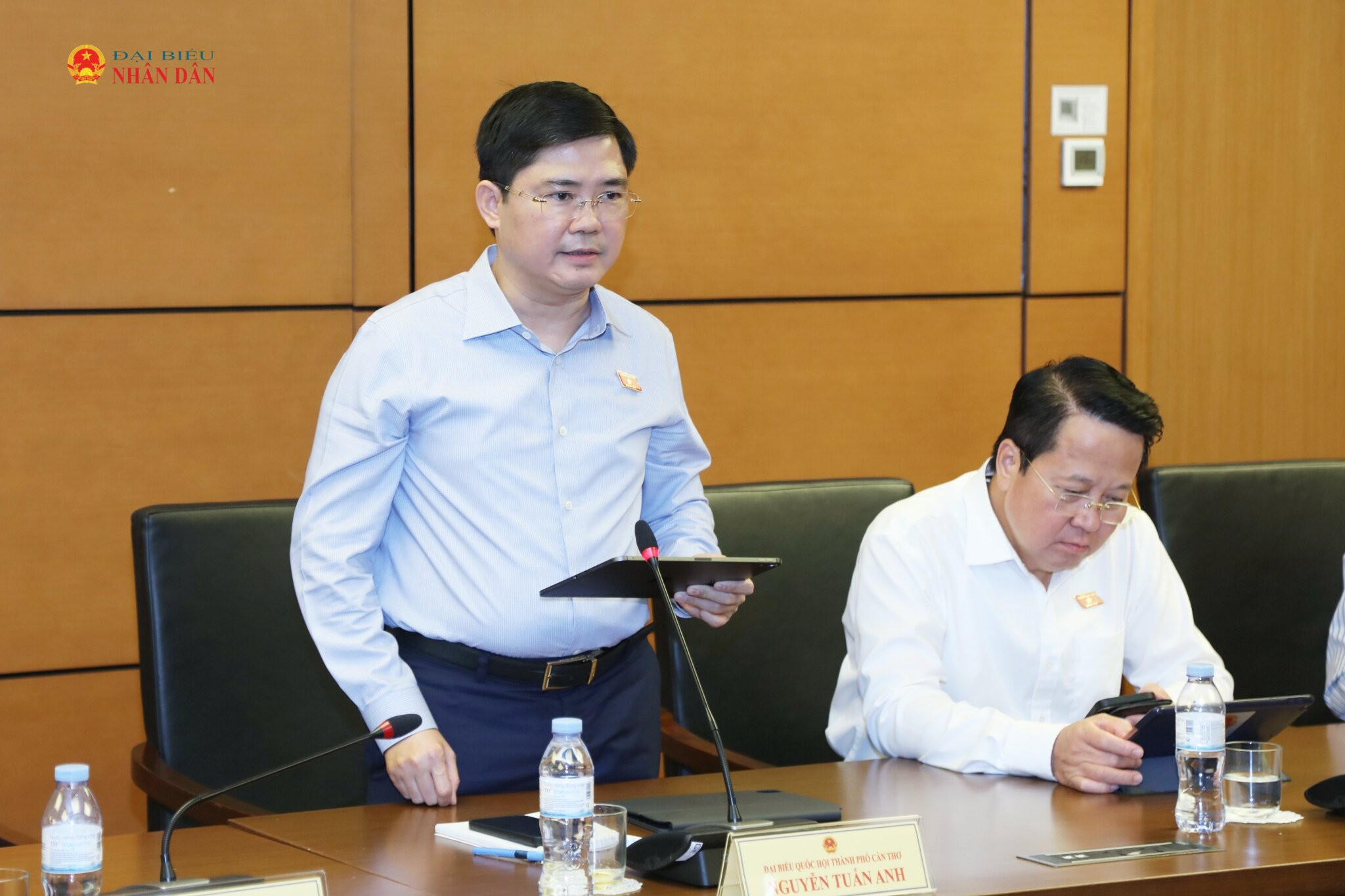 ĐBQH Nguyễn Tuấn Anh (Cần Thơ) phát biểu 
