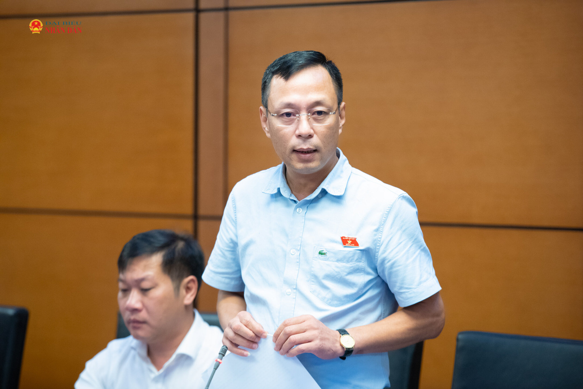 ĐBQH Hoàng Nam Hải (Quảng Trị) phát biểu thảo luận tại Tổ 13 (2)