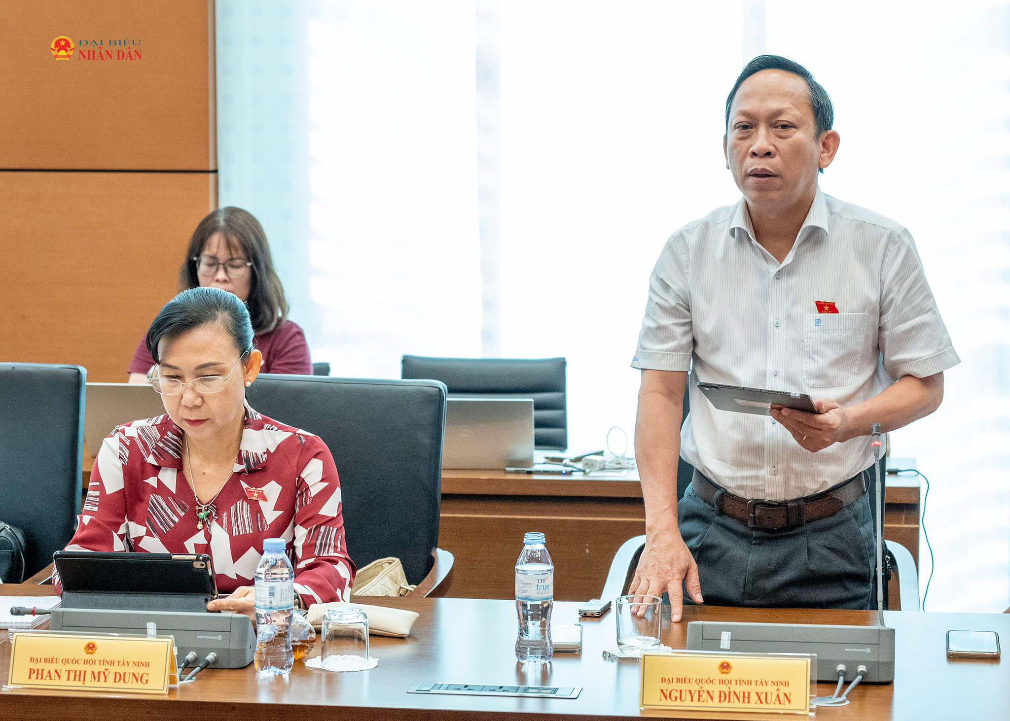 ĐBQH Nguyễn Đình Xuân (Tây Ninh) phát biểu thảo luận Tổ 3