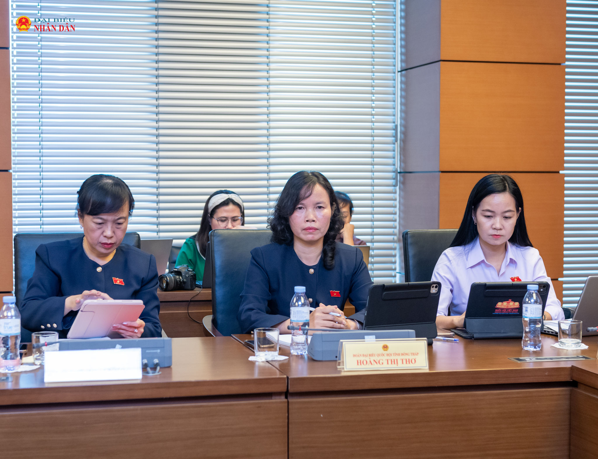 ĐBQH Hoàng Thị Thơ (Đồng Tháp) phát biểu
