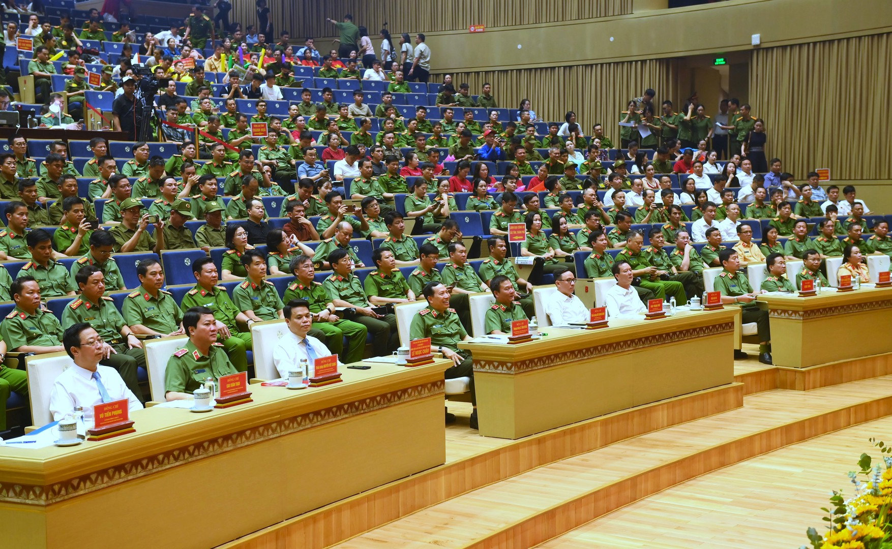 bocongan.gov.vn-media-bca-media-_library-20260807113244-77488f76-7f9f-4176-9a74-5efd506fd300-nap-7436.jpg