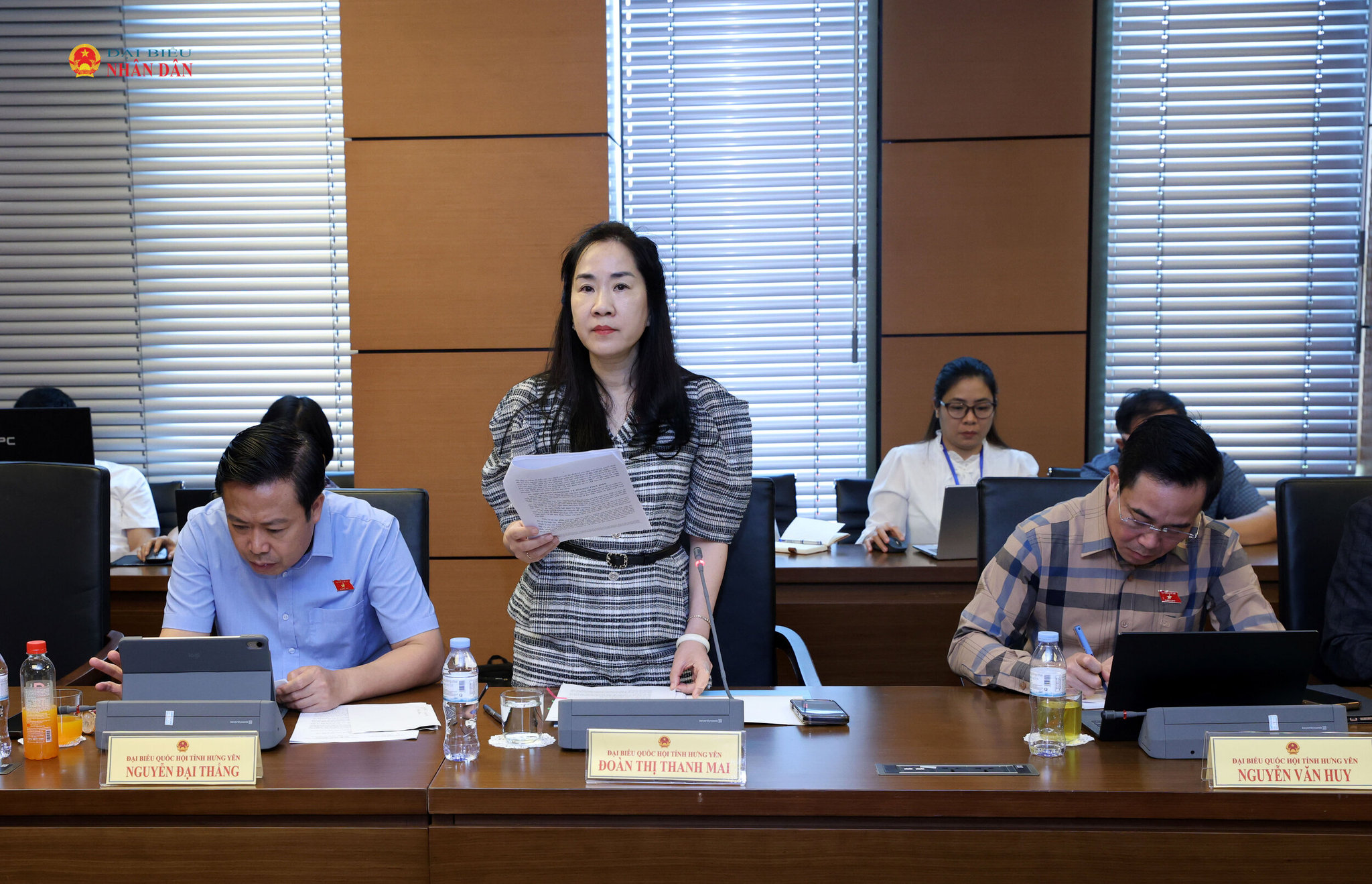 ĐBQH Đoàn Thị Thanh Mai (Hưng Yên) phát biểu thảo luận tại Tổ 5