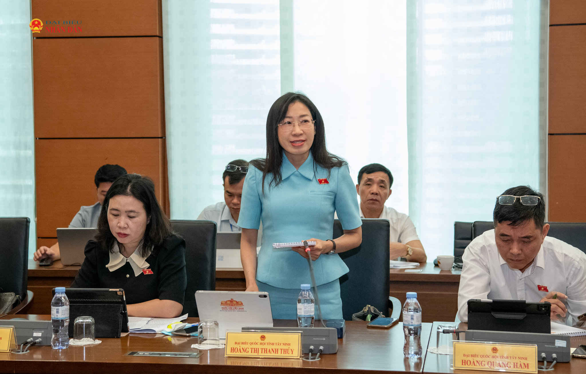 ĐBQH Hoàng Thị Thanh Thúy (Tây Ninh) phát biểu thảo luận Tổ 3 -2