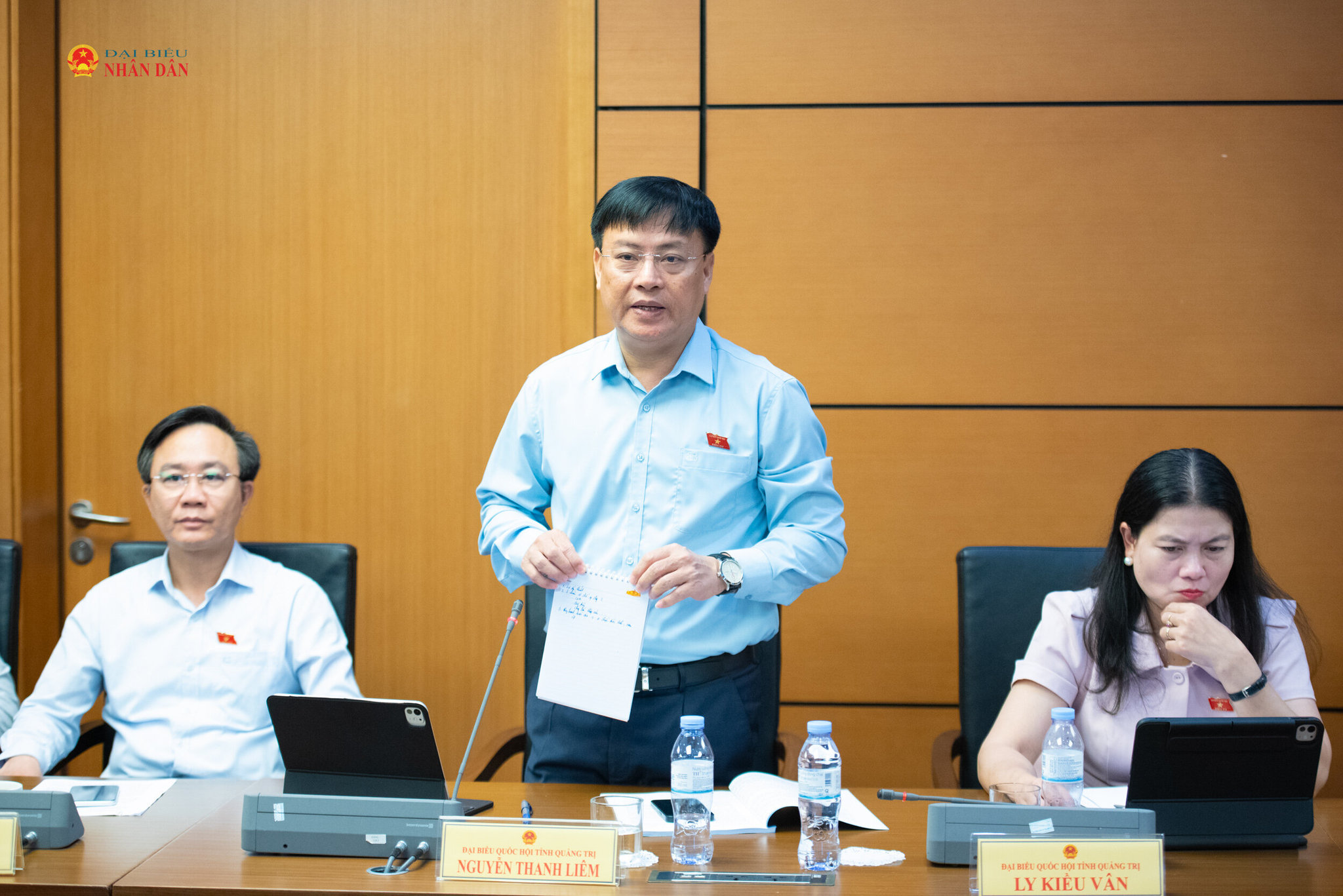 ĐBQH Nguyễn Thanh Liêm (Quảng Trị) phát biểu thảo luận tại Tổ 13