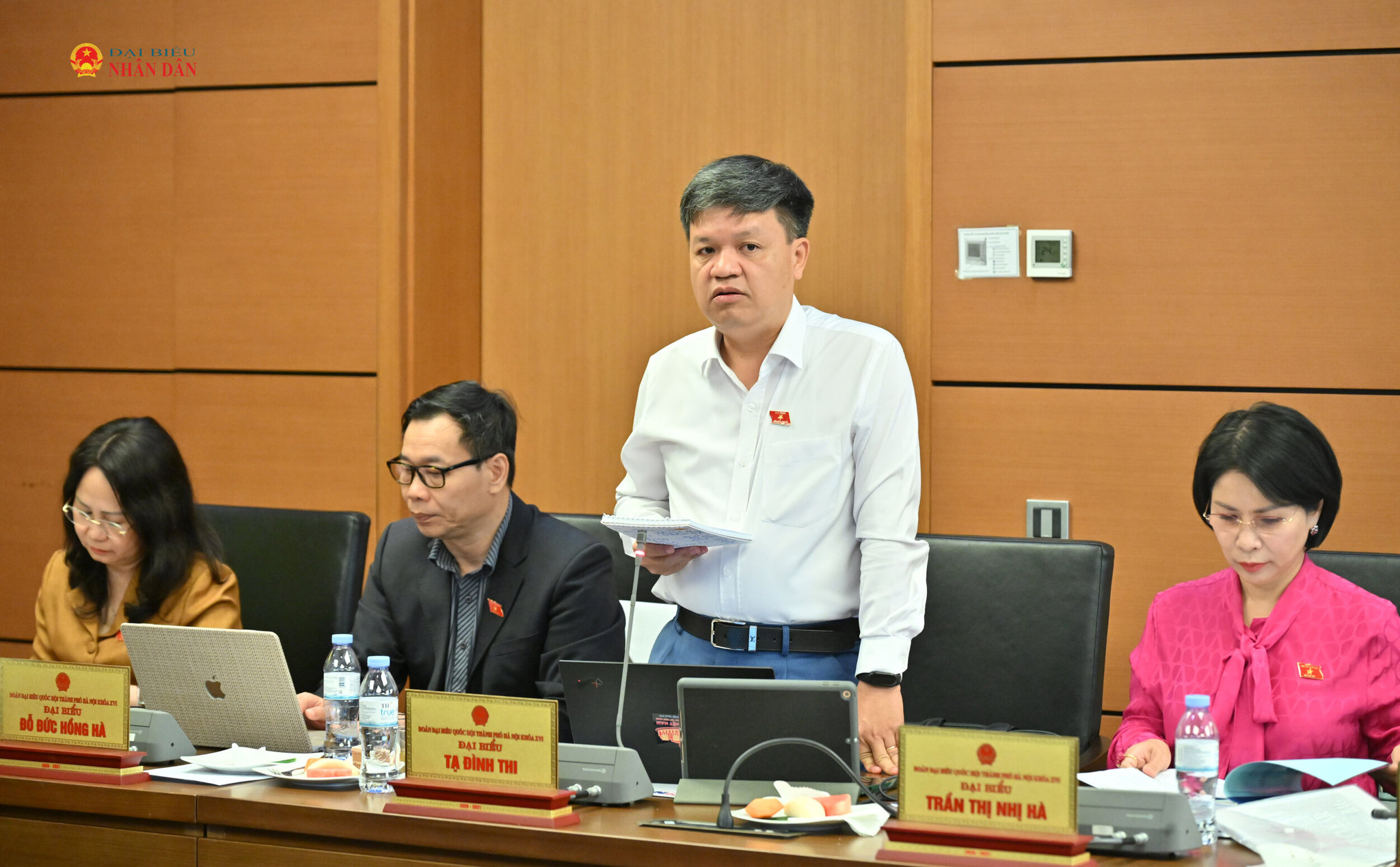 ĐBQH Tạ Đình Thi (Hà Nội)