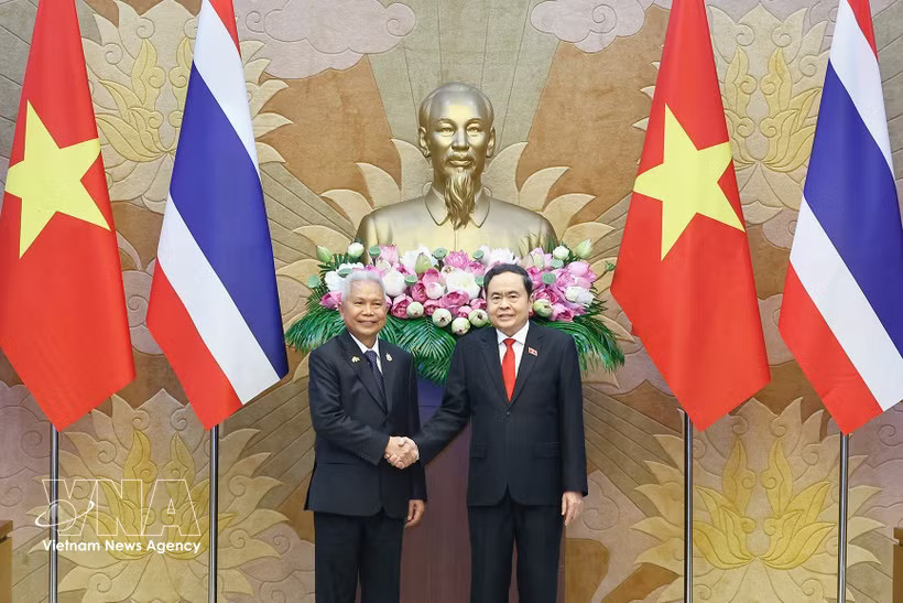 National Assembly Chairman Tran Thanh Man (R) and President of the National Assembly and Speaker of the House of Representatives of Thailand Sophon Zaram in Hanoi during the latter's official visit to Vietnam from August 5-7, 2026. (Photo: VNA)