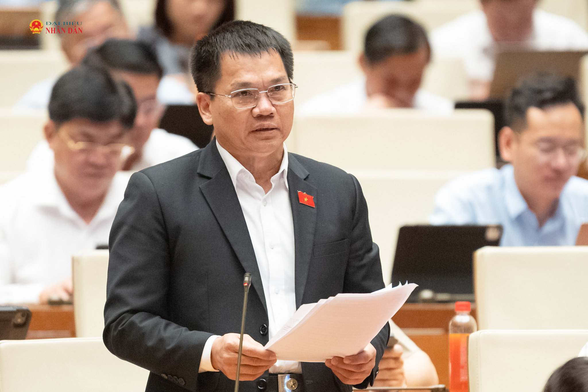 ĐBQH Dương Khắc Mai (Lâm Đồng) phát biểu