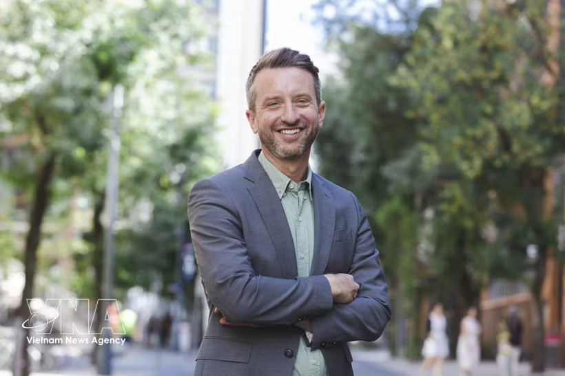 Layton Pike, a member of the Australia–Vietnam Policy Institute (AVPI)'s advisory board and Vice President International, RMIT University (Photo published by VNA)