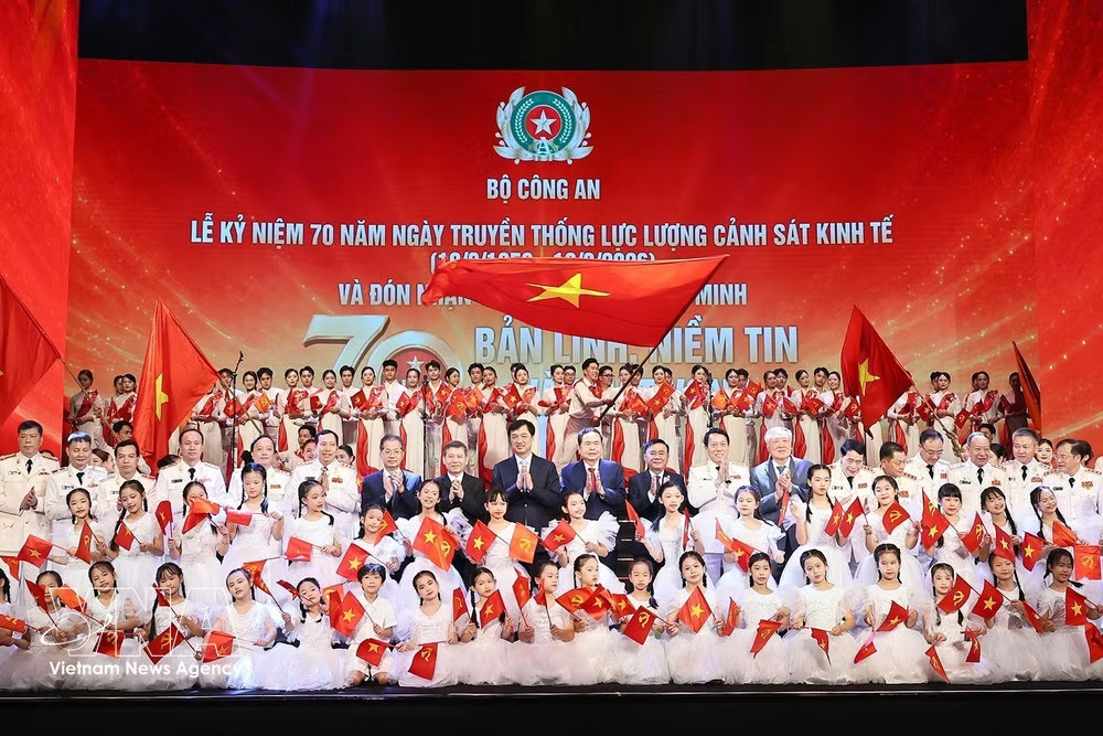 vnanet-economic-police-force-3.jpg