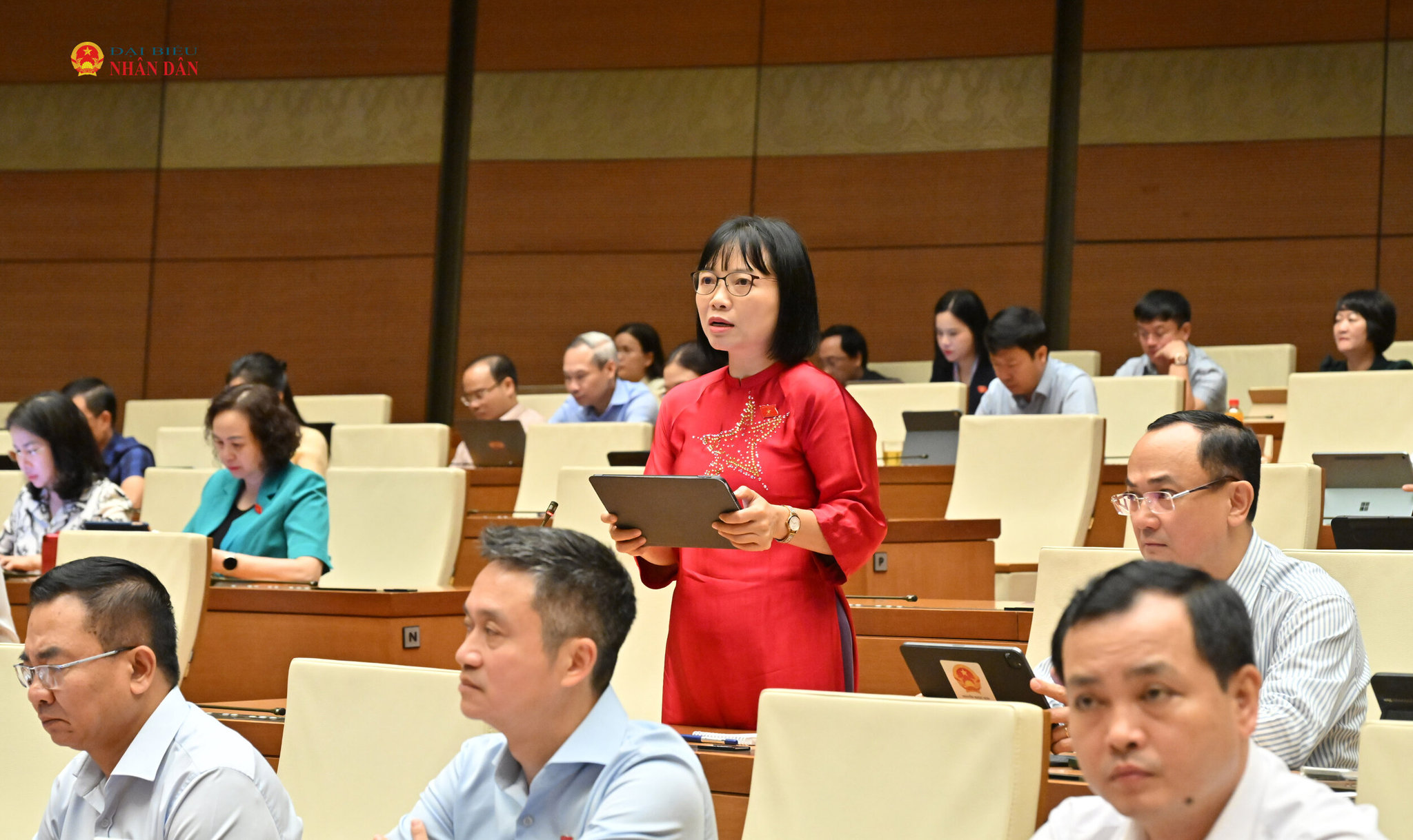 Nguyễn Thị Việt Nga (TP Hải Phòng)