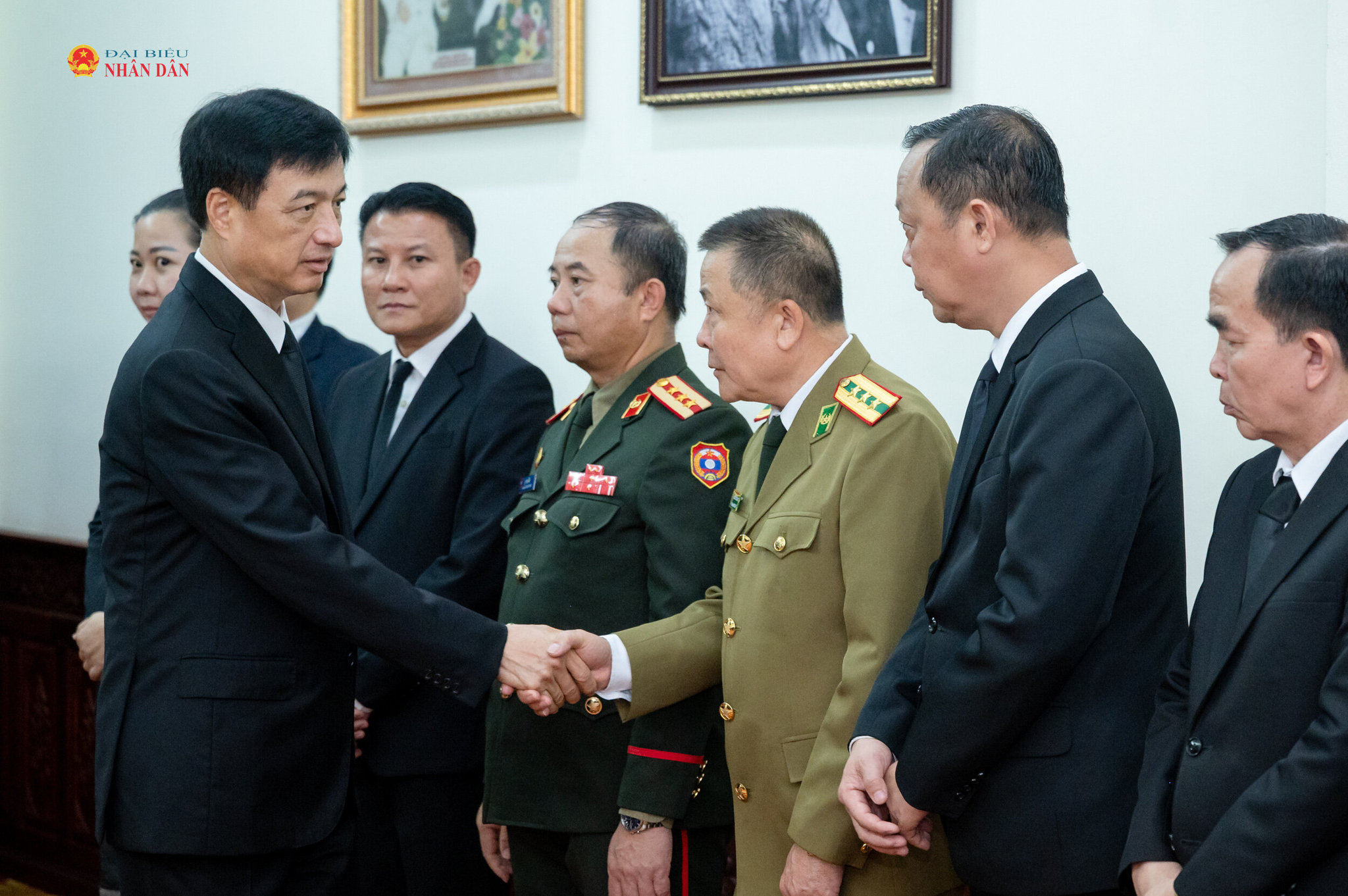 Đoàn Ban Tổ chức Trung ương Đảng viếng Chủ tịch Quốc hội Lào Saysomphone Phomvihane