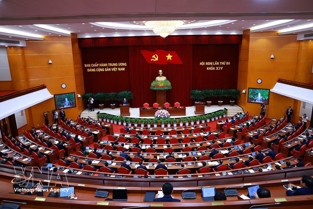 A view of the closing session of the 14th Party Central Committee's third plenum (Photo: VNA)