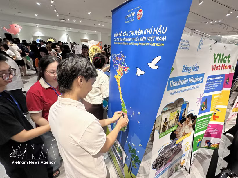 Young people take part in activities at the event to mark International Youth Day 2026 in Hanoi on August 9 (Photo: VNA)