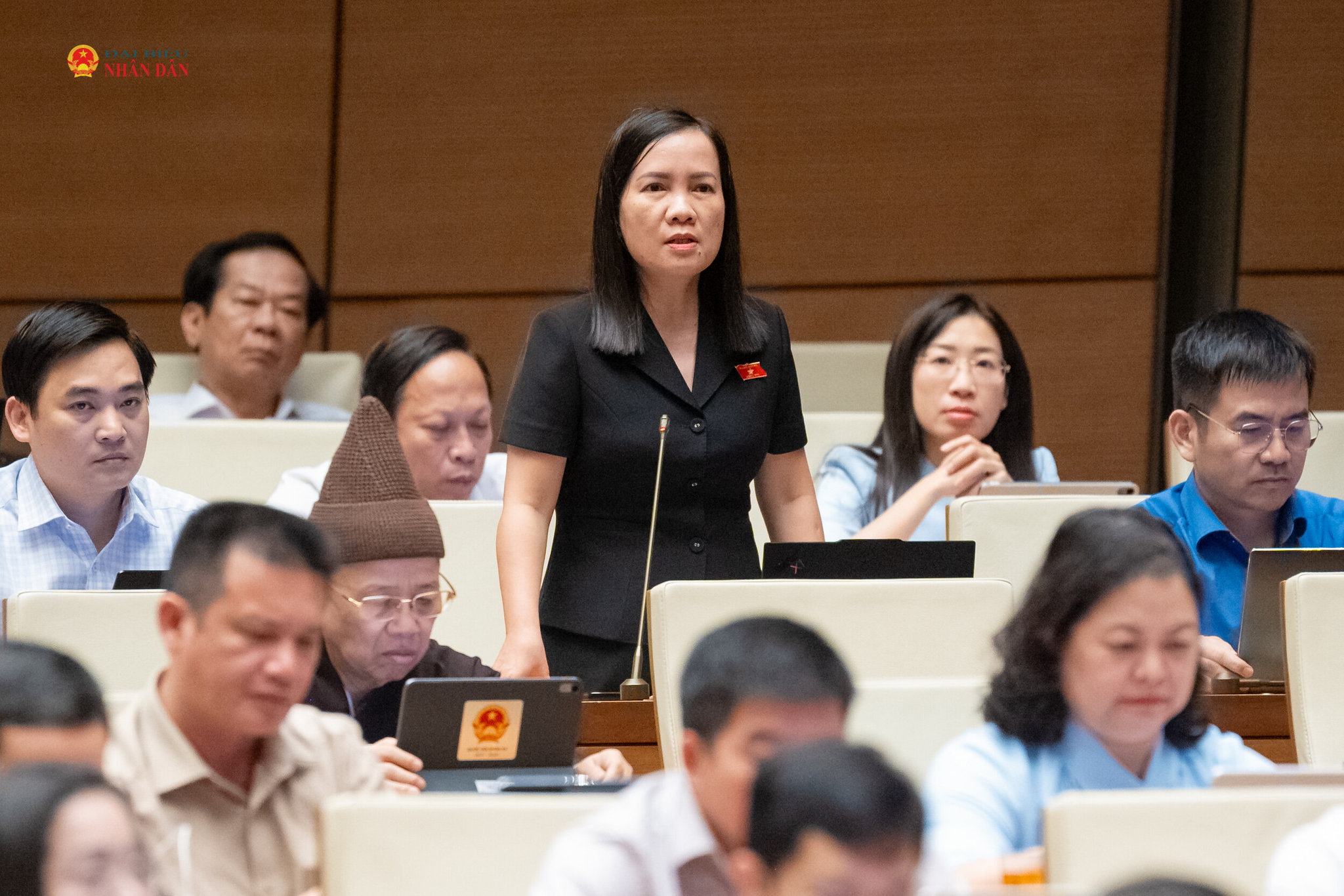 ĐBQH Trương Thị Diệu Thúy (TP. Đồng Nai) phát biểu