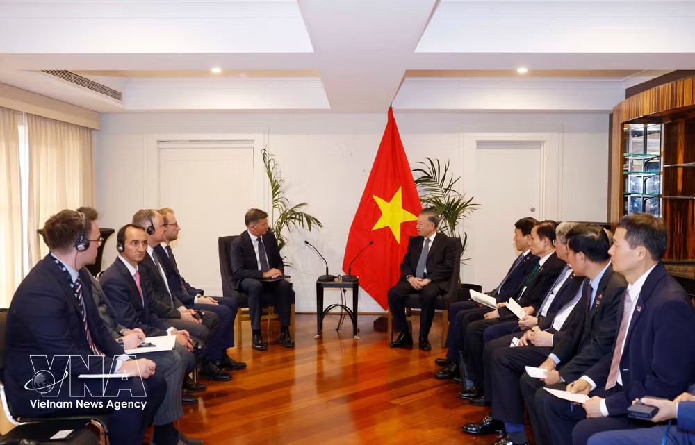 The meeting between General Secretary of the Communist Party of Vietnam Central Committee and President To Lam and Angus Taylor, leader of the Opposition and leader of the Liberal Party of Australia, on August 11, 2026. (Photo: VNA) vnanet-top-vietnamese-leader-meets-head-of-australias-liberalnational-coalition-2.jpg