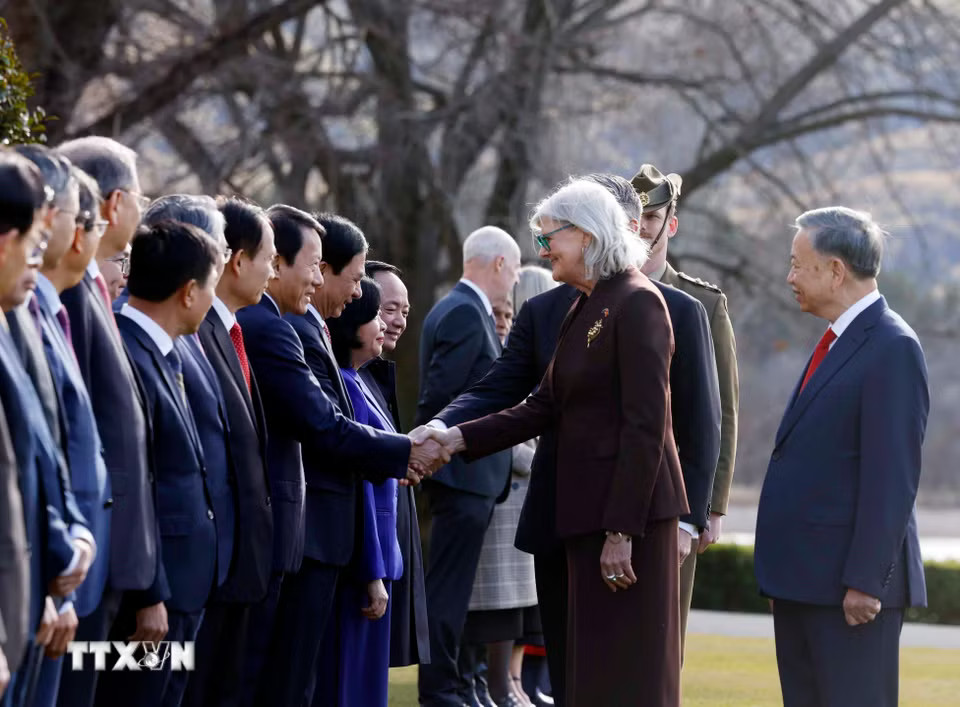 f6b1bfe70b3203772c7979020cefa-_ttxvn-le-don-tong-bi-thu-chu-tich-nuoc-to-lam-tham-cap-nha-nuoc-toi-australia-8946438-5.jpg.avif