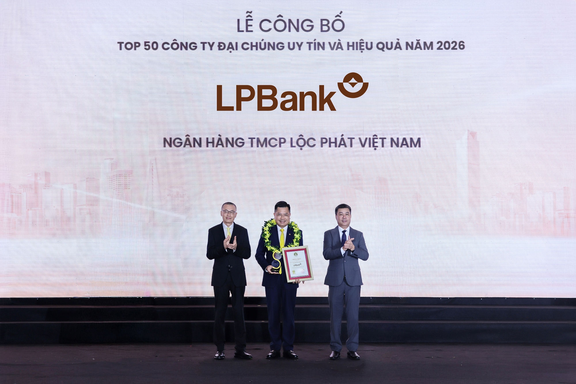 Giai thuong VNR - anh 2