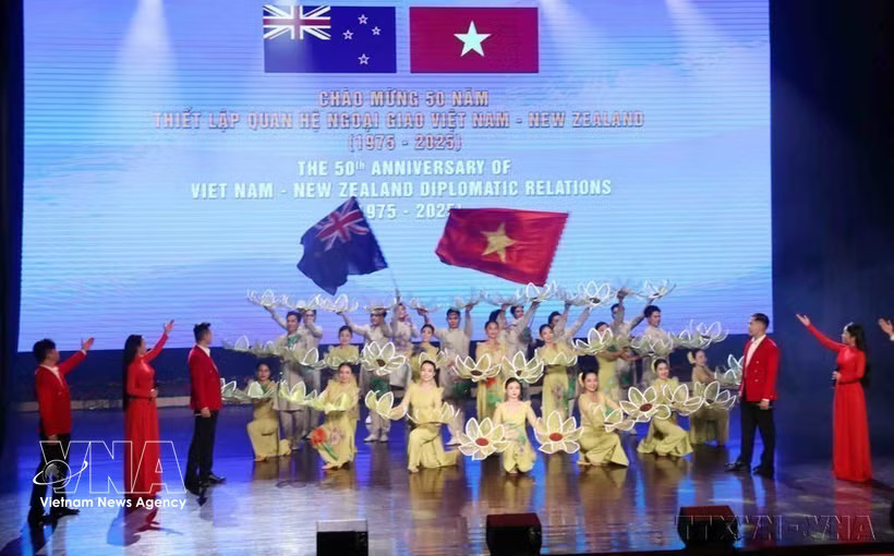 At a ceremony marking the 50th anniversary of Vietnam - New Zealand diplomatic ties in Ho Chi Minh City in 2025 (Photo: VNA)
