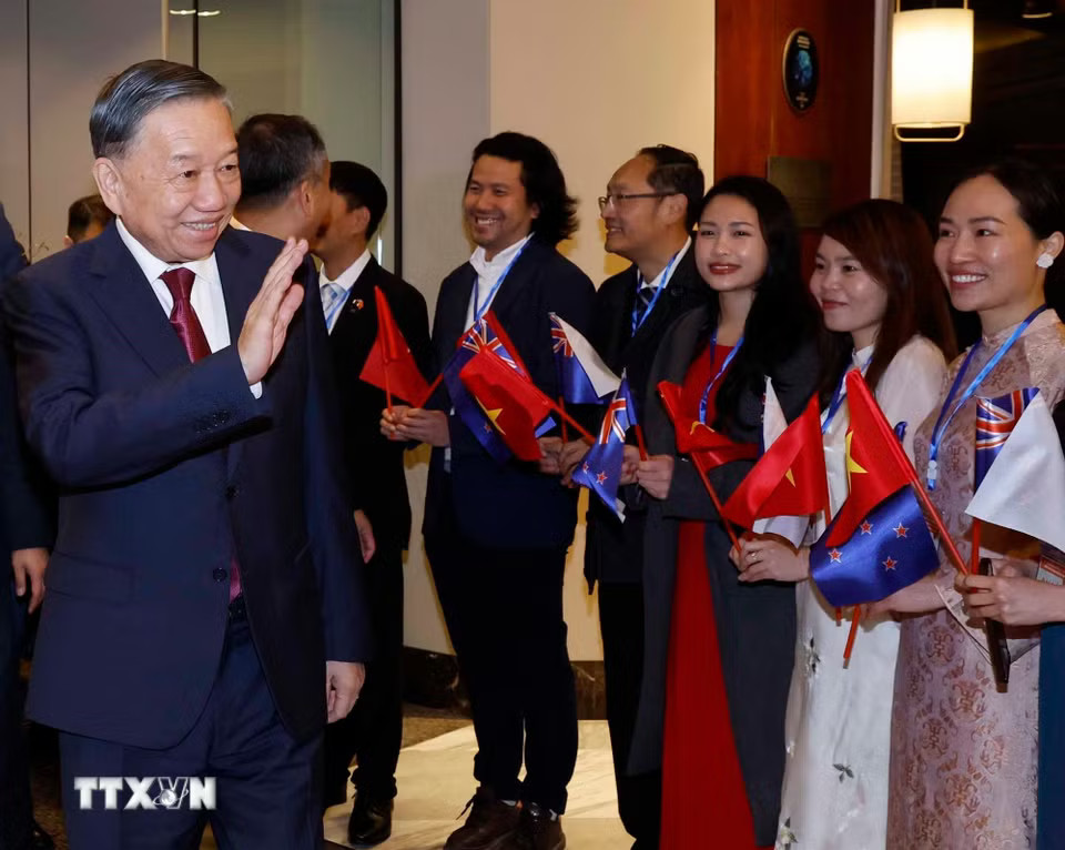 d5b186ac0cd6d710e0cef7b3a56ffaf76b-_ttxvn-tong-bi-thu-chu-tich-nuoc-to-lam-bat-dau-tham-cap-nha-nuoc-toi-new-zealand-3.jpg.avif