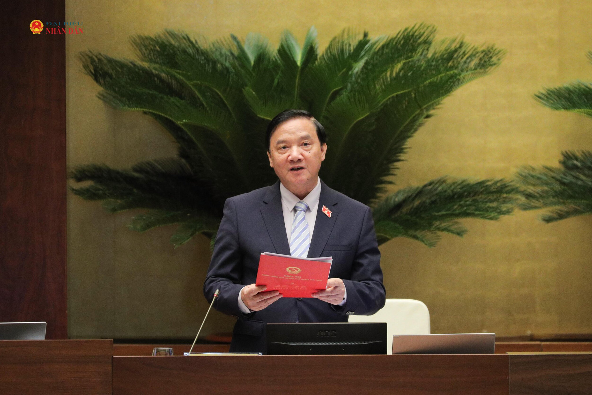 Phó Chủ tịch Quốc hội Nguyễn Khắc Định điều hành nội dung