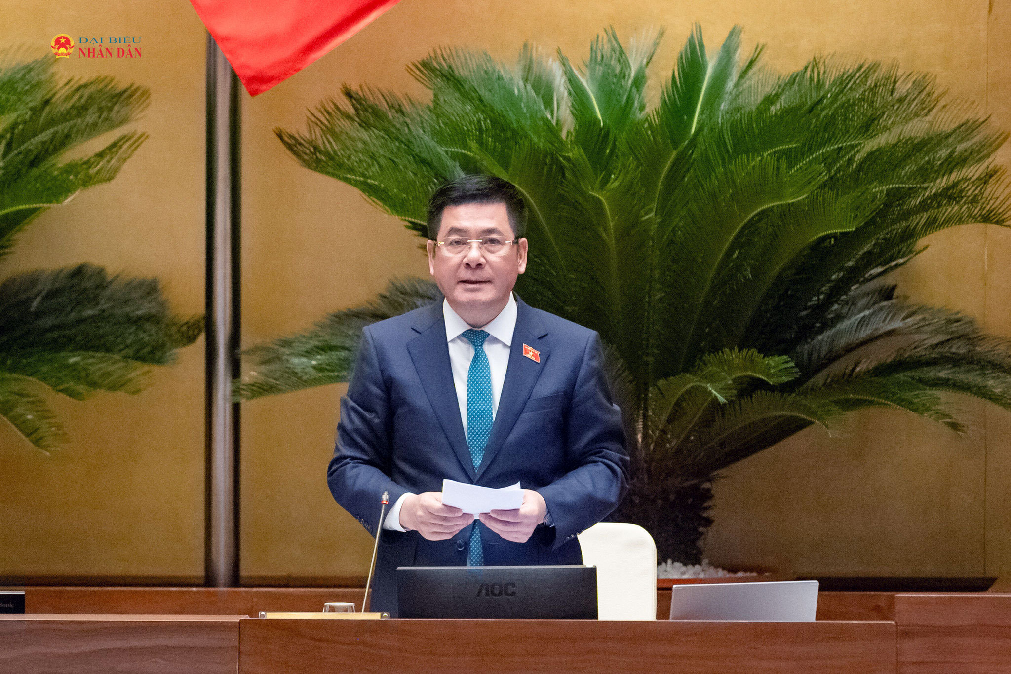 Chủ tịch Quốc hội Trần Thanh Mẫn chủ trì, Phó Chủ tịch Quốc hội Nguyễn Hồng Diên điều hành nội dung phiên họp.Ảnh:PhạmThắng