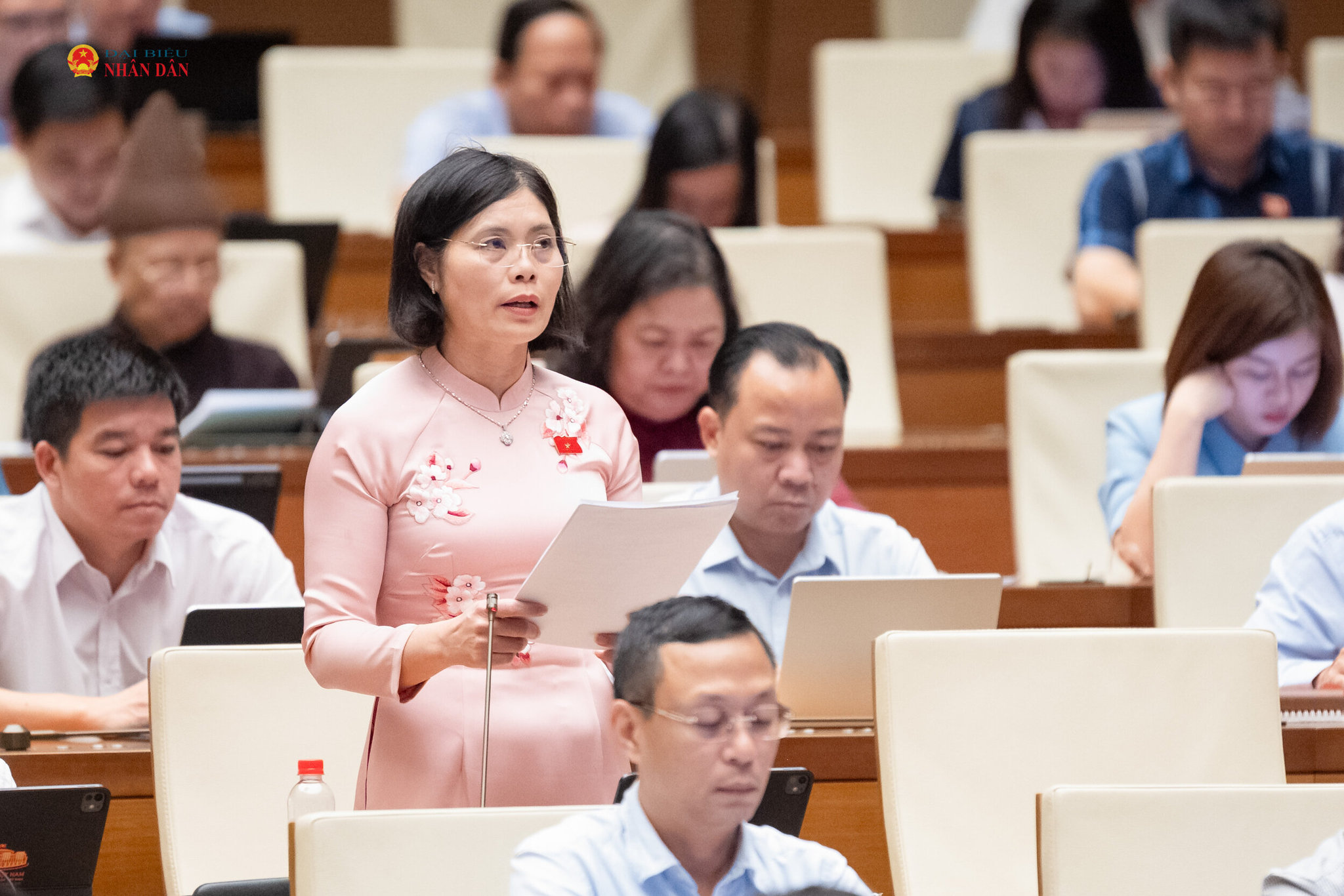 ĐBQH Trần Thị Oanh (Lâm Đồng) phát biểu