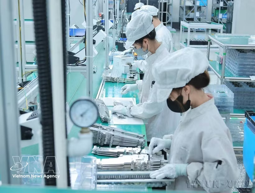 Production at Bumjim Electronics Vina Co., Ltd invested by the Republic of Korea in Quang Ninh province (Photo: VNA)