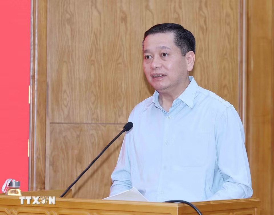 c791-_ttxvn-dang-uy-cac-co-quan-dang-trung-uong-quan-triet-trien-khai-thuc-hien-nghi-quyet-trung-uong-3-khoa-xiv-3.jpg.avif