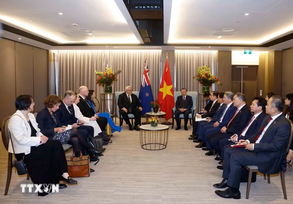 Tổng Bí thư, Chủ tịch nước Tô Lâm hội kiến Chủ tịch Quốc hội New Zealand Gerry Brownlee. (Ảnh: Thống Nhất/TTXVN) ttxvn-tong-bi-thu-chu-tich-nuoc-hoi-kien-chu-tich-quoc-hoi-new-zealand-2.jpg