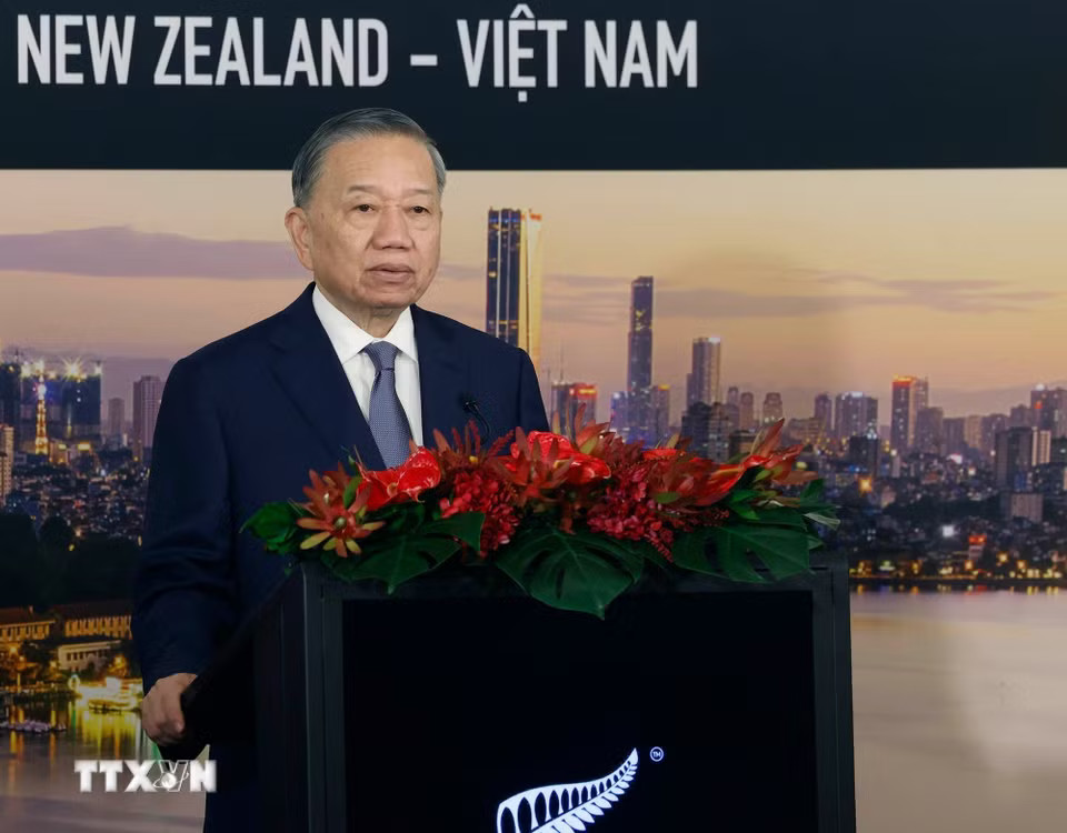 e33afebb94508ede77951bd9ac666d7d41636eb-_ttxvn-tong-bi-thu-chu-tich-nuoc-du-toa-dam-doanh-nghiep-viet-nam-new-zealand-1.jpg.avif