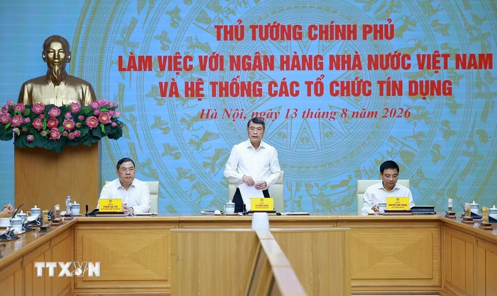 ttxvn-thu-tuong-lam-viec-voi-ngan-hang-nha-nuoc-va-cac-to-chuc-tin-dung-4.jpg