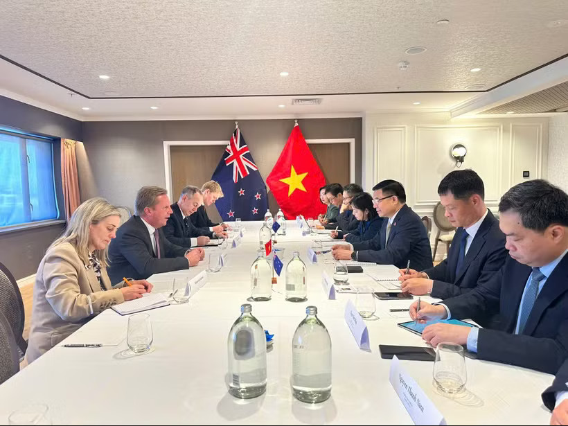 At the working session between Minister of Industry and Trade Le Manh Hung and New Zealand Minister for Trade and Investment Todd McClay in Auckland on August 13, 2026. (Photo: Vietnam Ministry of Industry and Trade)