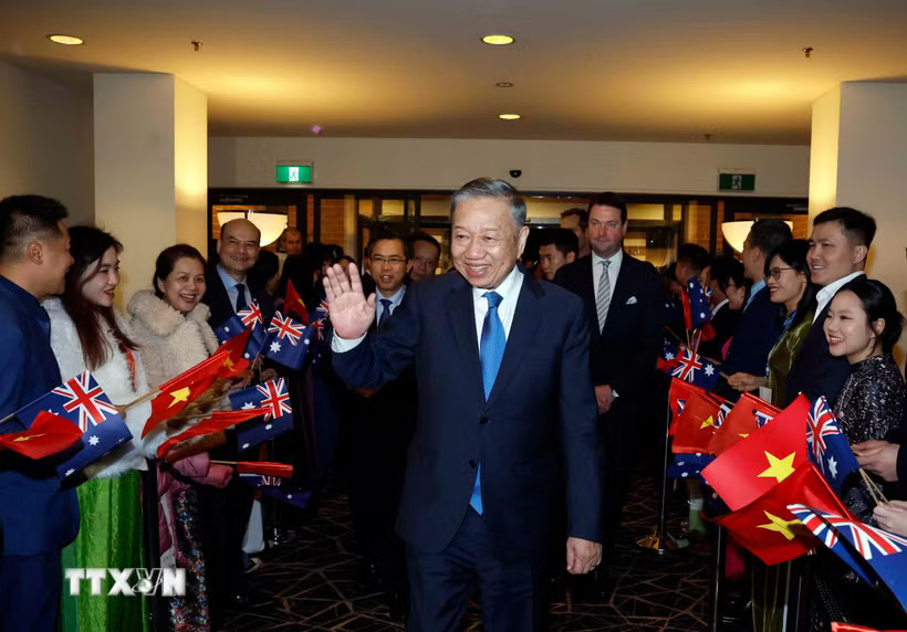 ttxvn-tong-bi-thu-chu-tich-nuoc-to-lam-den-thu-do-canberra-tiep-tuc-chuong-trinh-tham-cap-nha-nuoc-australia-8945888.jpg.jpeg