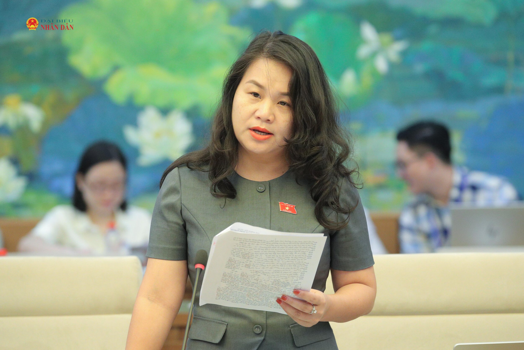 Đại biểu hoạt động Chuyên trách tại Ủy ban Pháp luật và Tư pháp Nguyễn Quỳnh Liên
