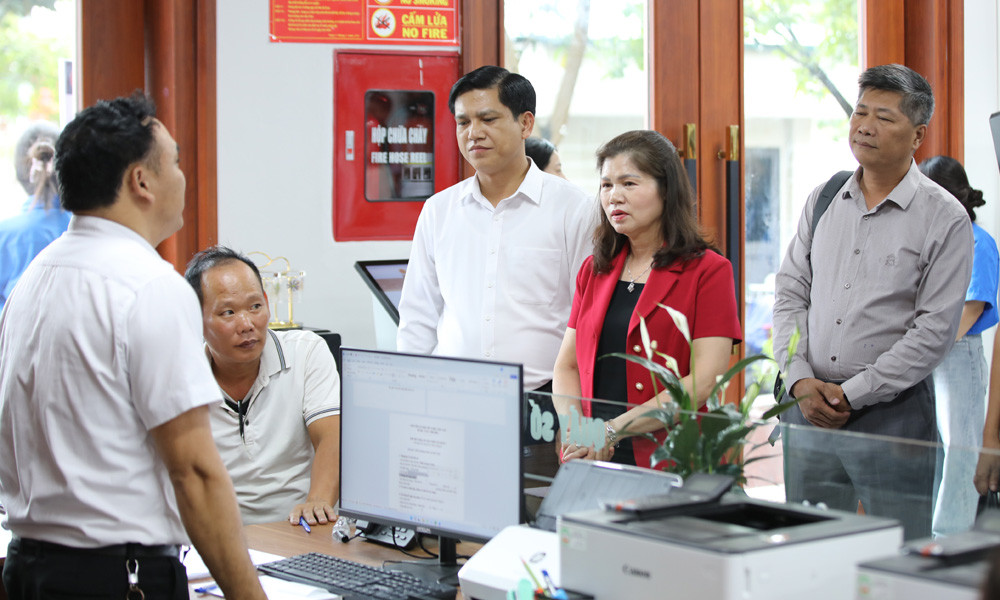 khao-sat-t-i-trung-tam-hanh-11b70d6f63d3f086b58b5c80d1c7ba4e.jpg
