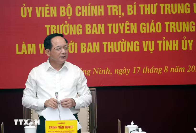 h1ehlhjdga8vets9dzzt0aw-_ttxvn-truong-ban-tuyen-giao-trung-uong-lam-viec-voi-ban-thuong-vu-tinh-uy-quang-ninh-8959895-2.jpg.avif