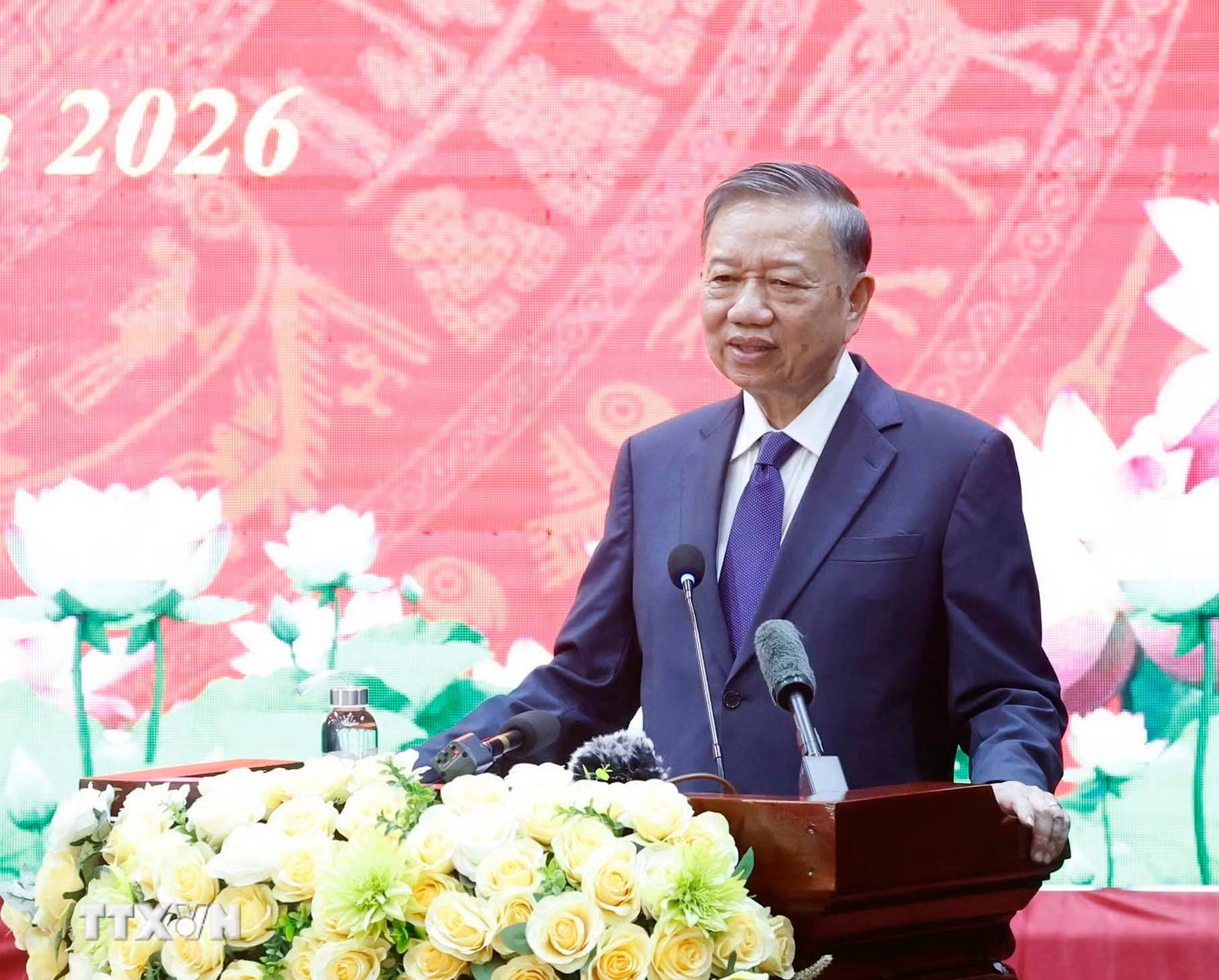 q0auwi061nunl0qra5fijhpznhos-_ttxvn-1708-tong-bi-thu-chu-tich-nuoc-to-lam-tham-hoc-vien-ky-thuat-va-cong-nghe-an-ninh-2.jpg.avif