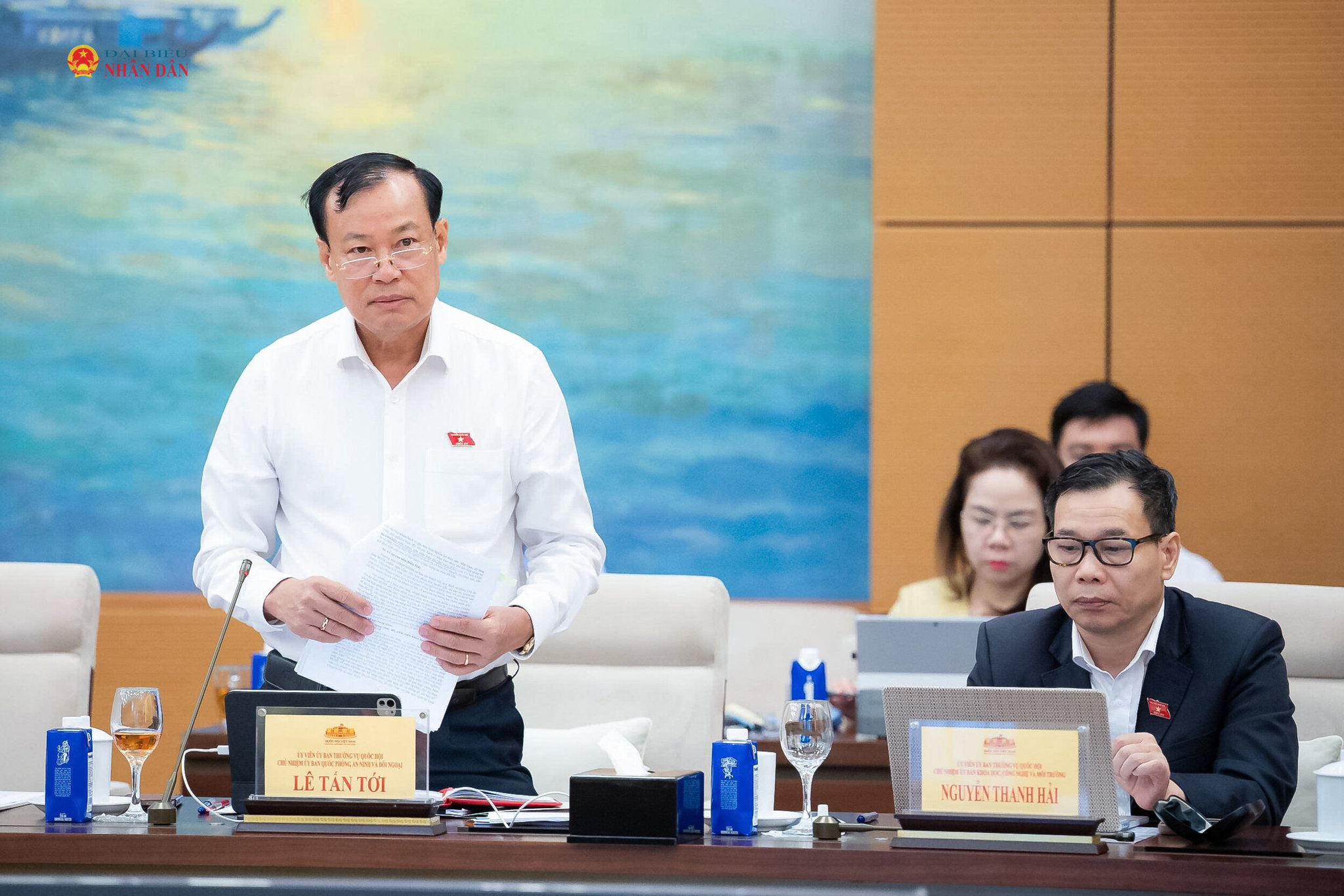 Chủ nhiệm Ủy ban Quốc phòng, An ninh và Đối ngoại Lê Tấn Tới phát biểu