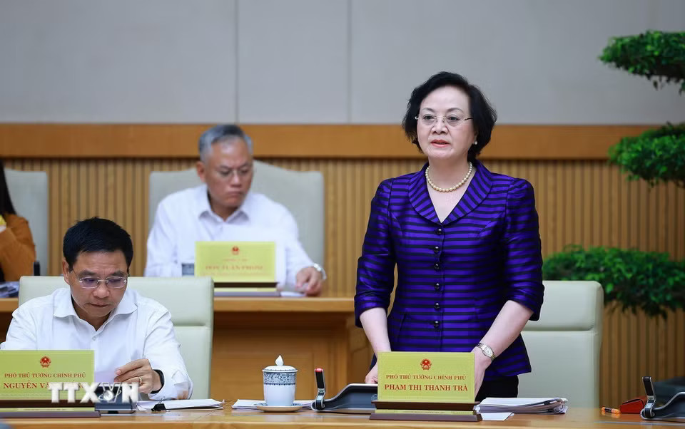 cxjdg0ra3xhojmjxxdvecozacaube0bgcmirymxygyy1ybbily9rgeda7-_ttxvn-1808-thu-tuong-phien-hop-xay-dung-phap-luat-thang-8-7.jpg.avif