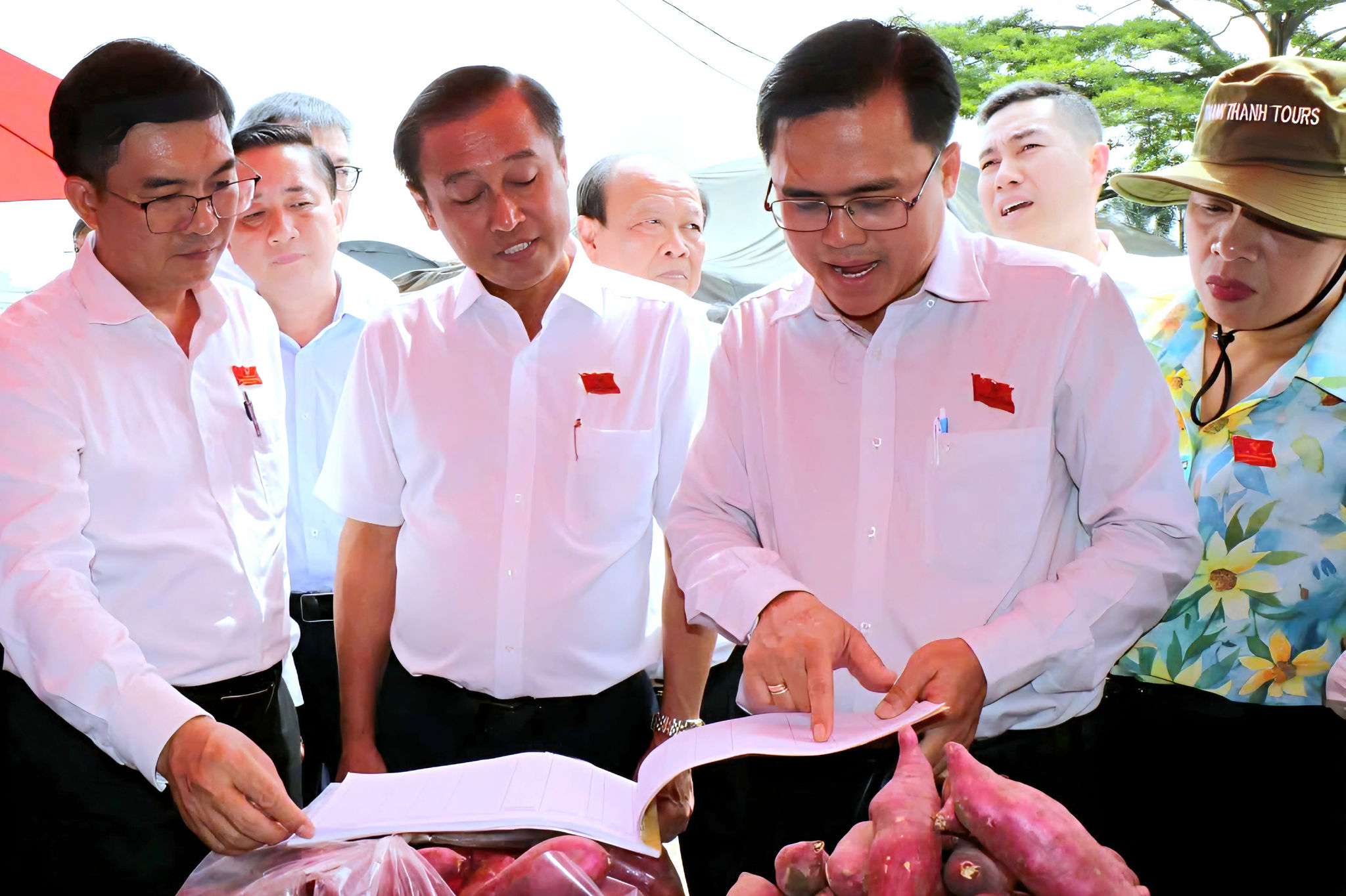 TP. Hồ Chí Minh Siết kiểm soát an toàn thực phẩm tại các chợ đầu mối 2