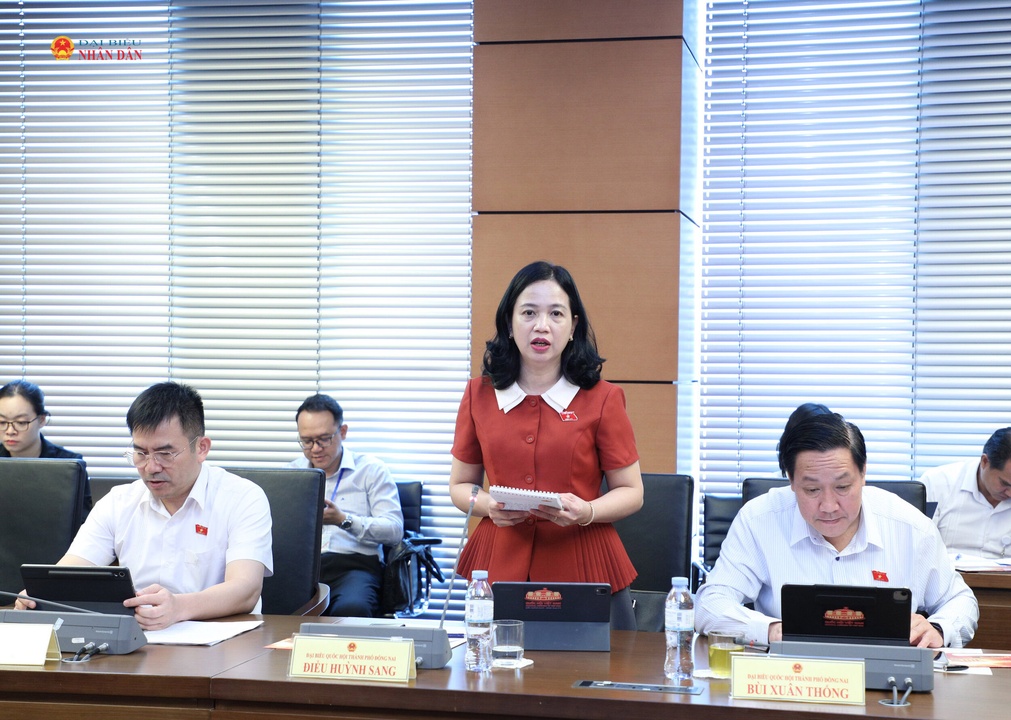 Đại biểu Điểu Huỳnh Sang (Đồng Nai) phát biểu thảo luận tại tổ