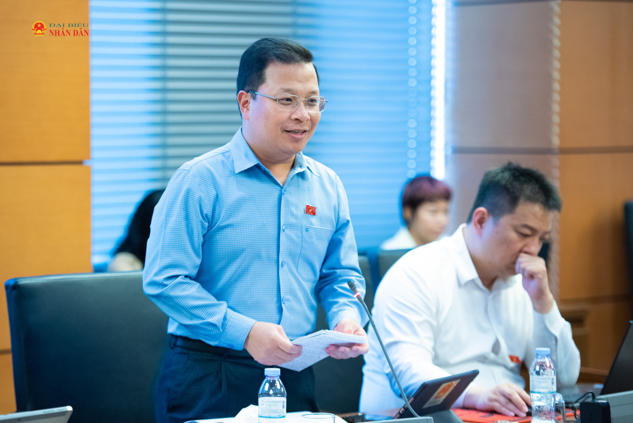ĐBQH Nguyễn Danh Tú (An Giang) phát biểu thảo luận tại Tổ 13