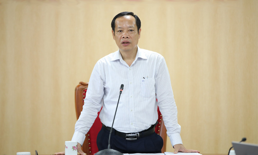 Phó Chủ tịch HĐND tỉnh Nghiêm Xuân Hưởng phát biểu kết luận