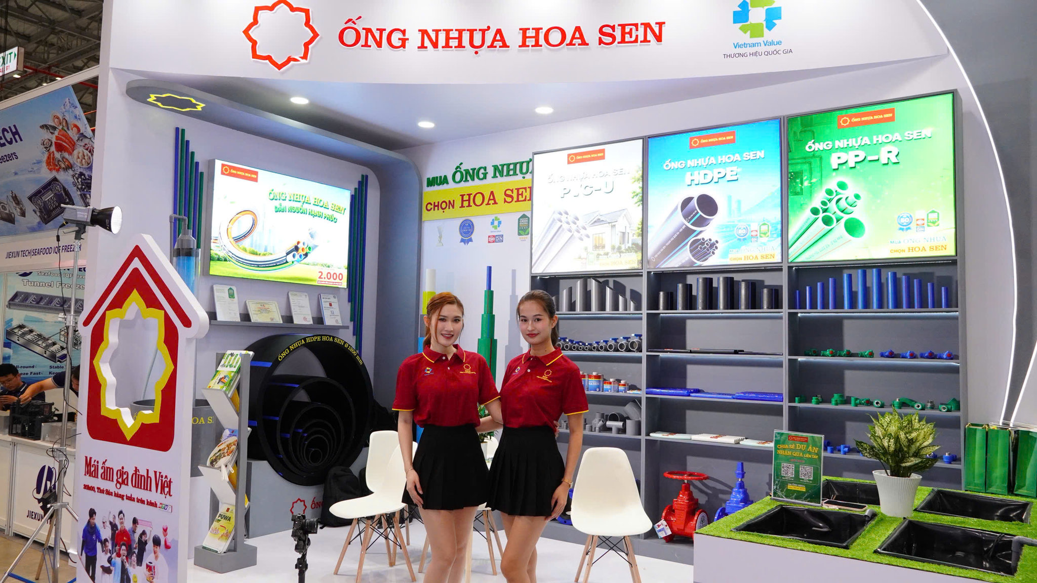z8169767315143_961da883d684c39e5bc668815ea4fb4f.jpg