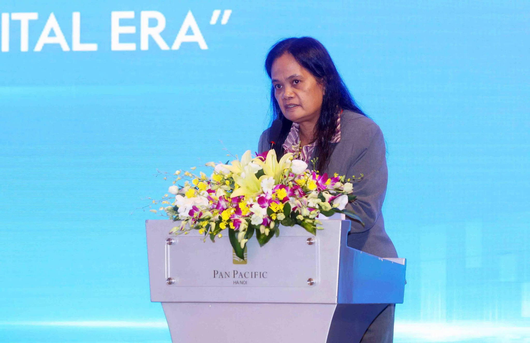 Trợ lý Cố vấn trưởng Nhà nước, Thứ trưởng Bộ Tư pháp Philippines Mildred Bernadette B. Alvor phát biểu tại Diễn đàn