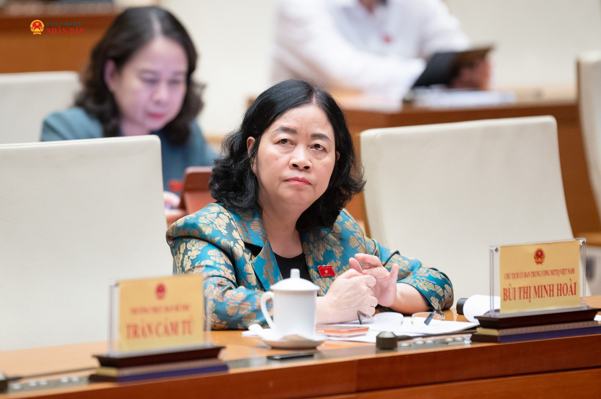 Chủ tịch Ủy ban Trung ương MTTQ Việt Nam Bùi Thị Minh Hoài và các đại biểu dự phiên họp