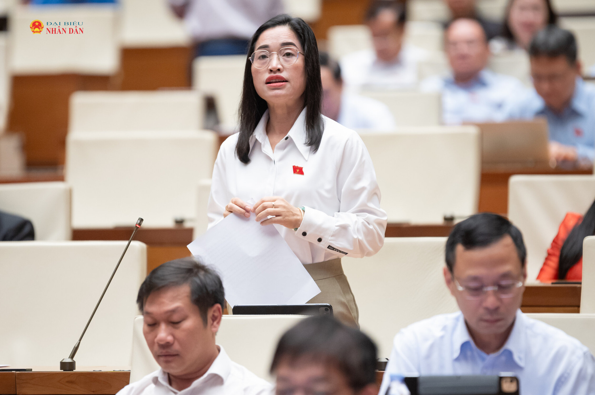 ĐBQH Cil Bri (Quảng Trị) phát biểu