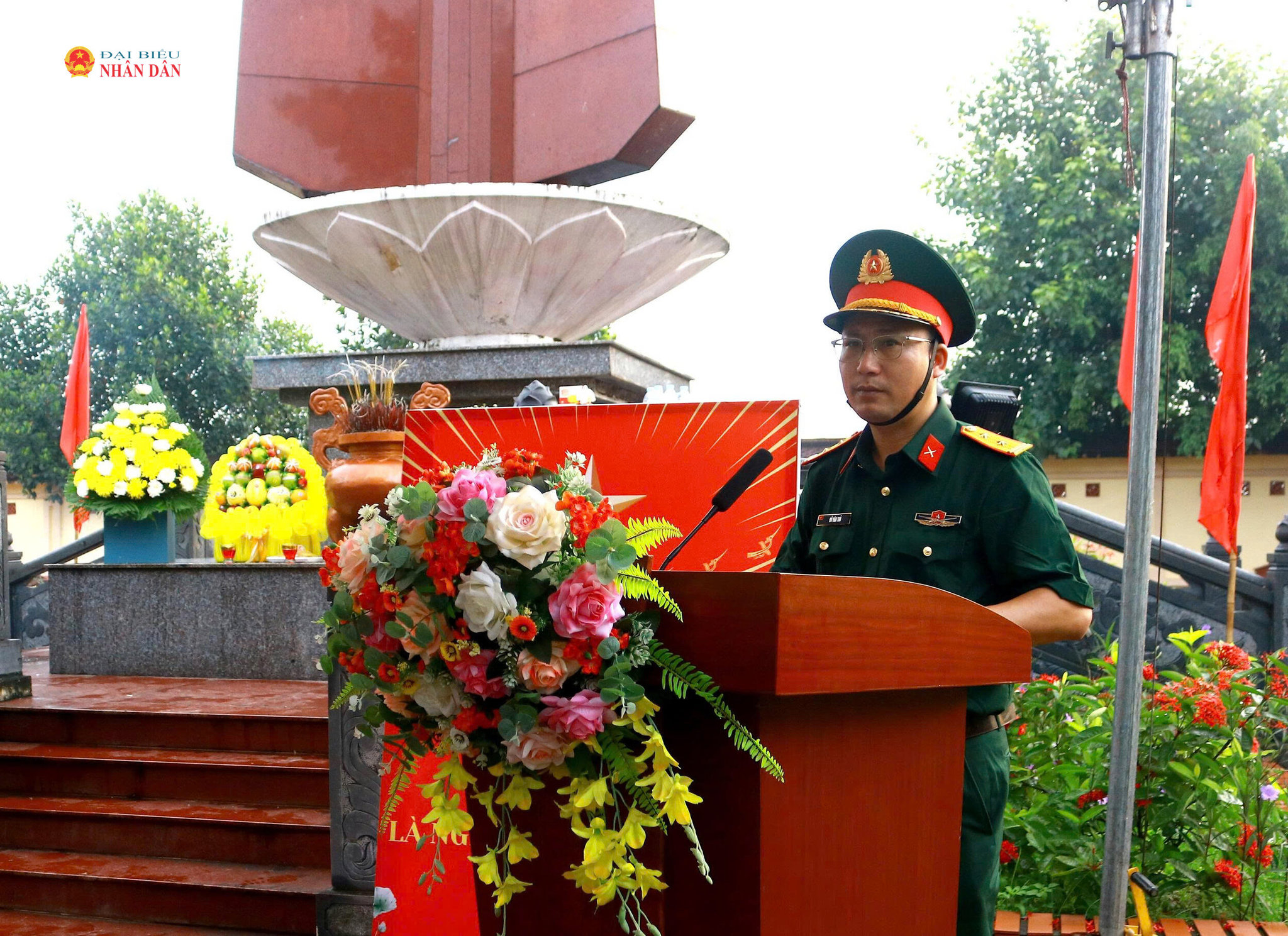 Đại diện Tổ khai quật và lấy mẫu phát biểu tại sự kiện.
