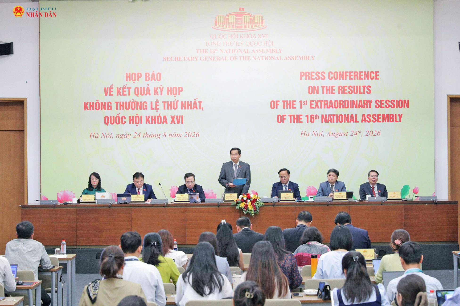 Tổng Thư ký Quốc hội, Chủ nhiệm Văn phòng Quốc hội Lê Quang Mạnh phát biểu tại Họp báo