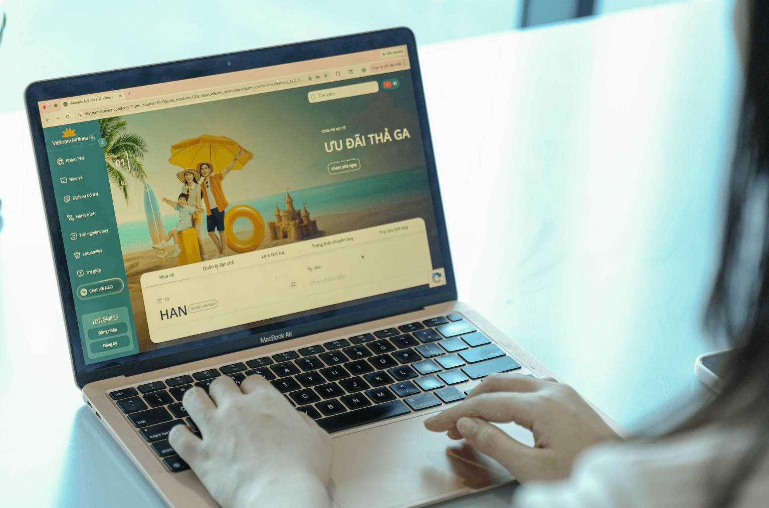1. Vietnam Airlines khuyến nghị hành khách nên thực hiện giao dịch qua các kênh chính thống của Hãng